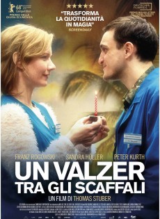 Un valzer tra gli scaffali (2018)